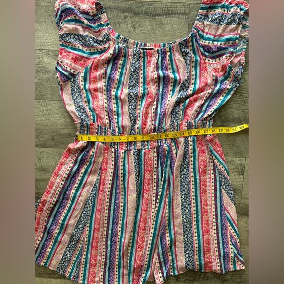 Mini Lenny Smocked Off-Shoulder Dress- vertical stripes Torrid Size 3 floral - Picture 4 of 8
